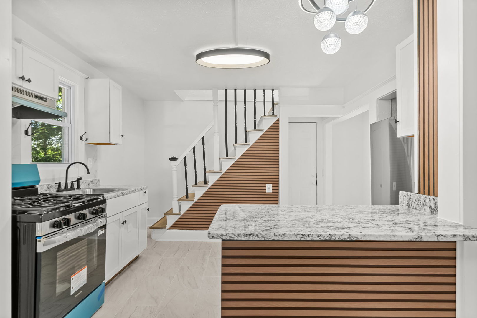 928 Lincoln Avenue Property Photo 13