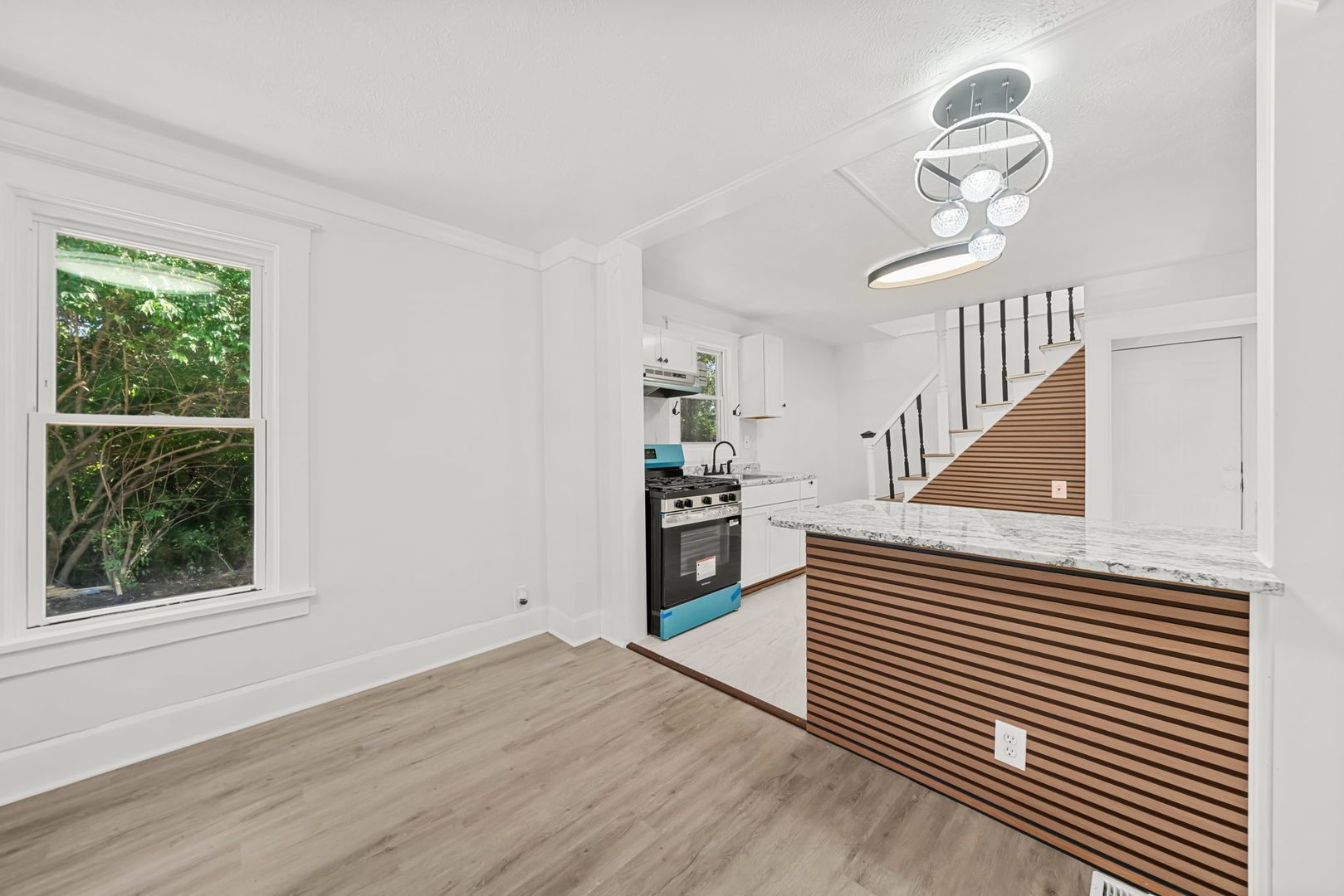 928 Lincoln Avenue Property Photo 14