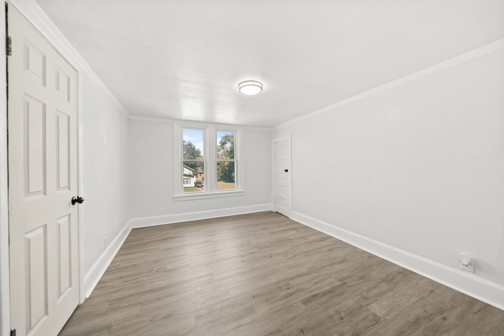 928 Lincoln Avenue Property Photo 26