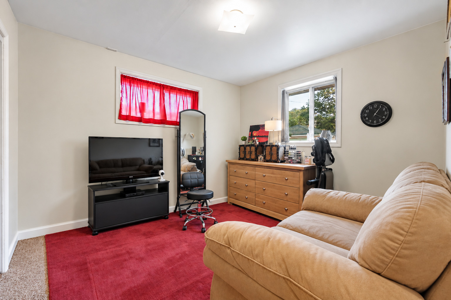 17233 Walter Street Property Photo 12