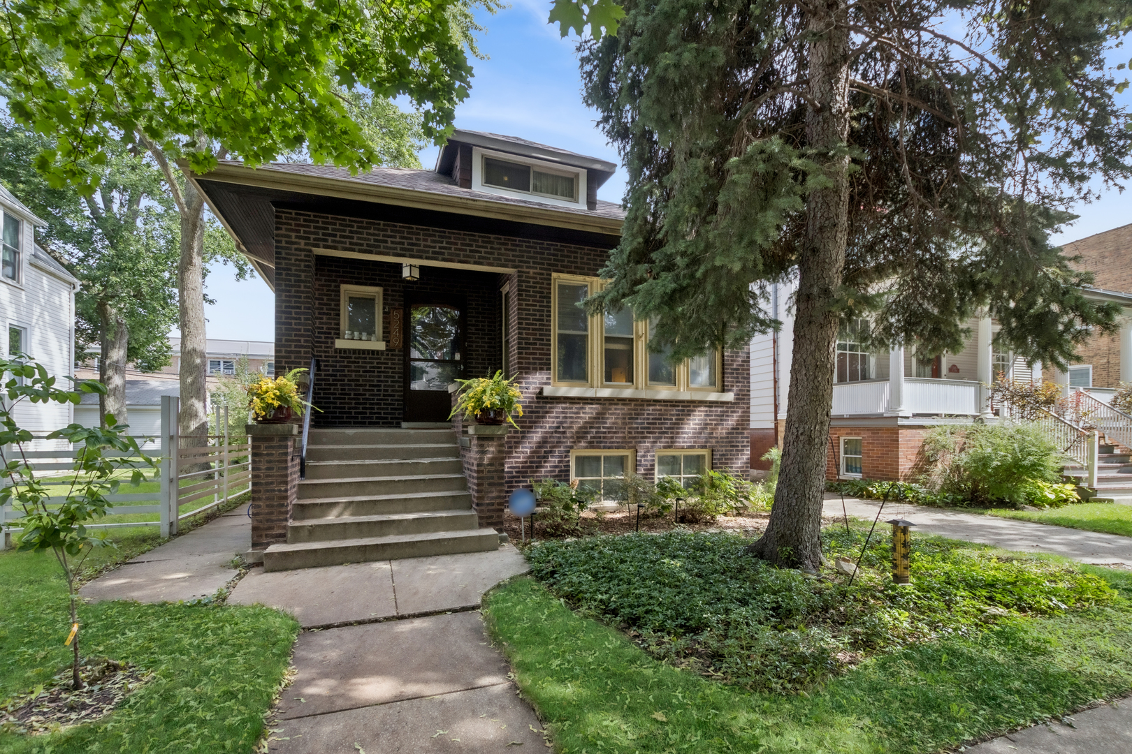 5249 N Sawyer Avenue Property Photo 1