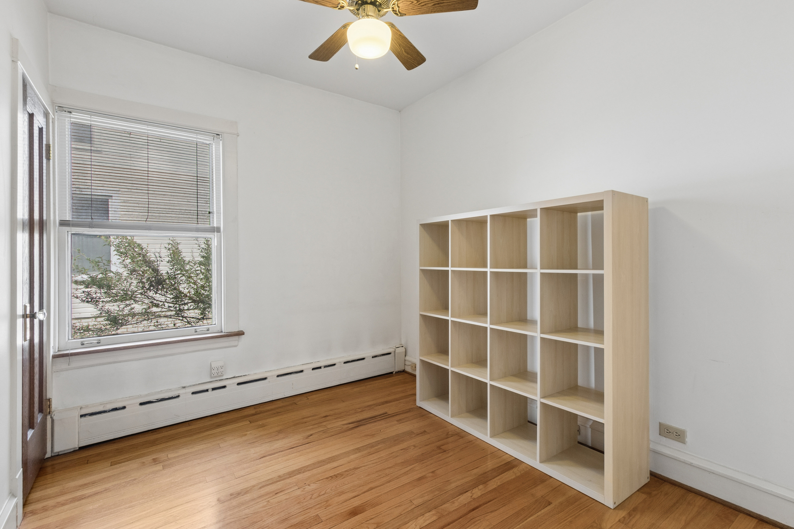 5249 N Sawyer Avenue Property Photo 15