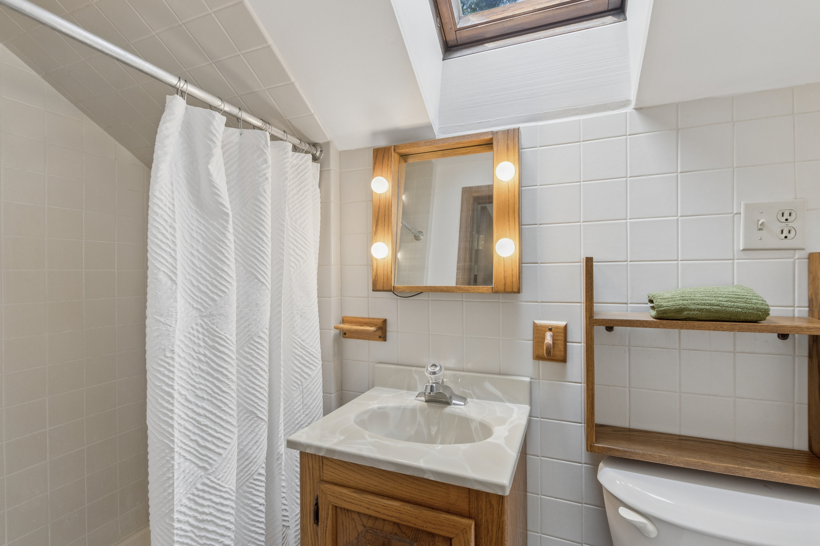 5249 N Sawyer Avenue Property Photo 20