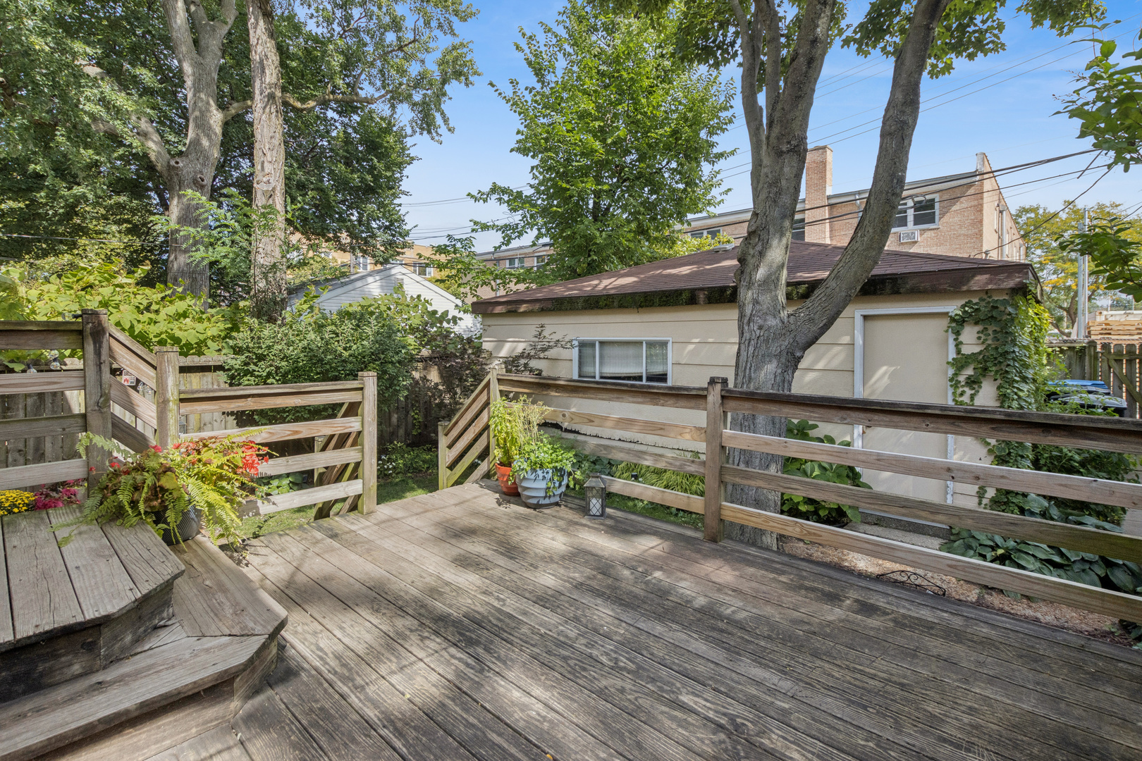 5249 N Sawyer Avenue Property Photo 21