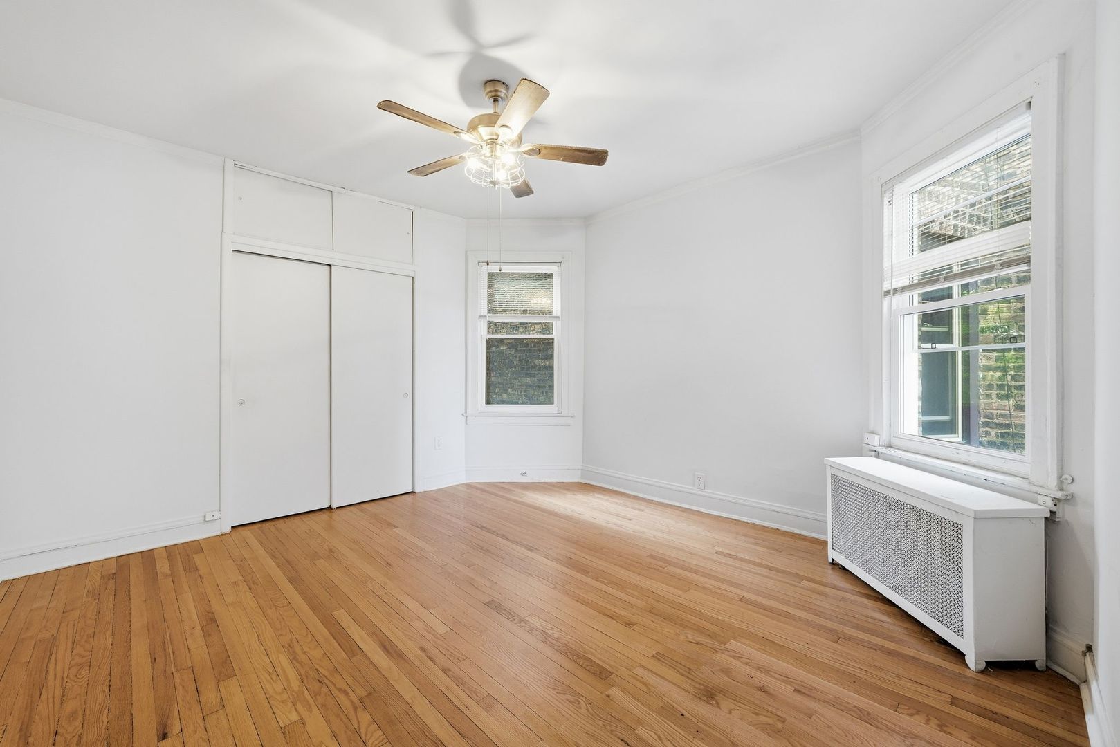 7806 S Cregier Avenue Property Photo 11