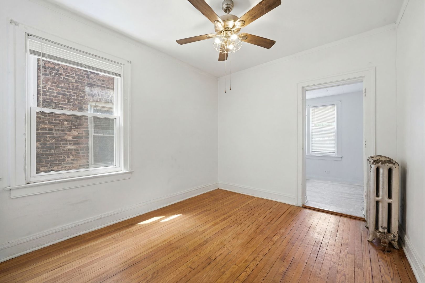 7806 S Cregier Avenue Property Photo 12