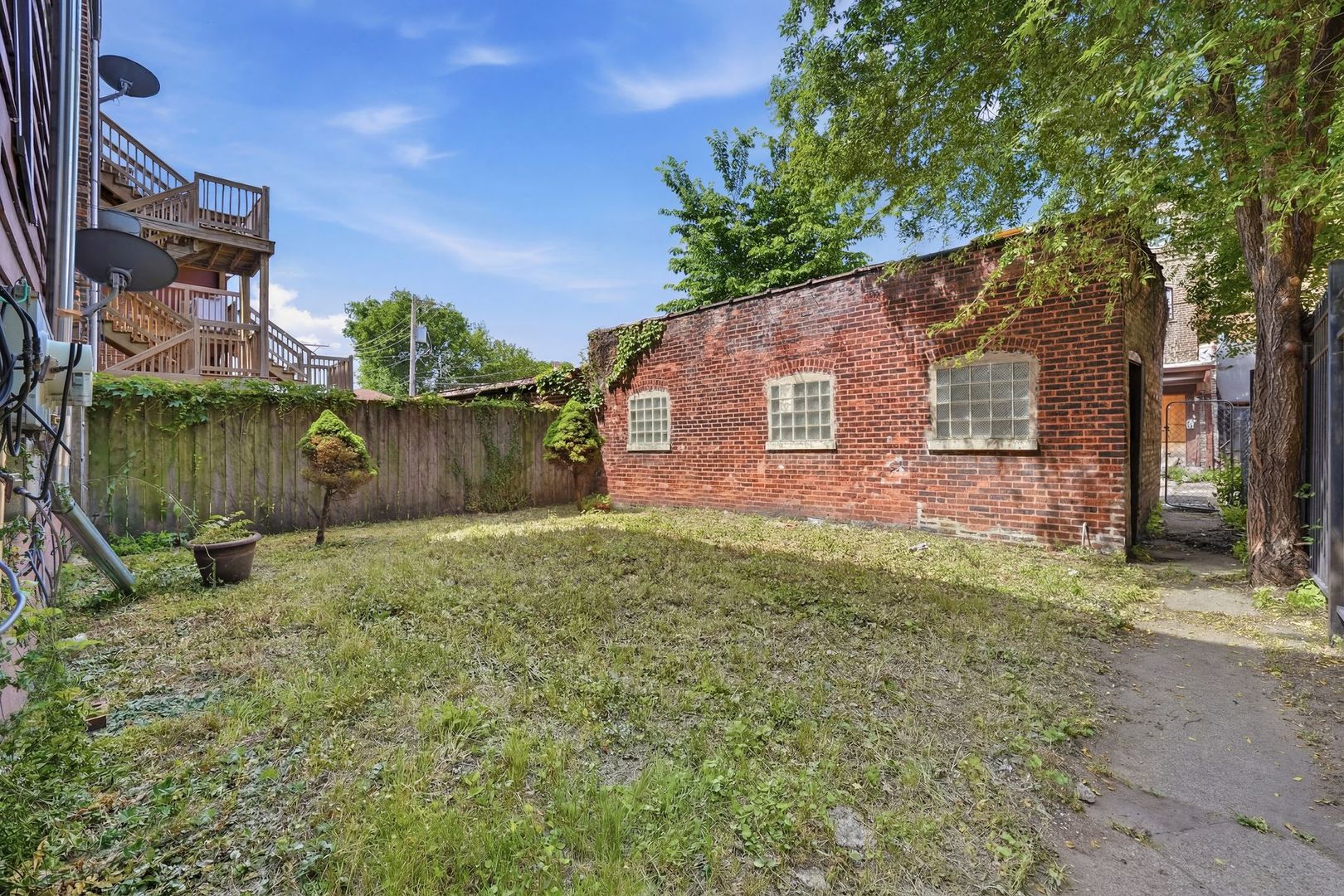 7806 S Cregier Avenue Property Photo 22