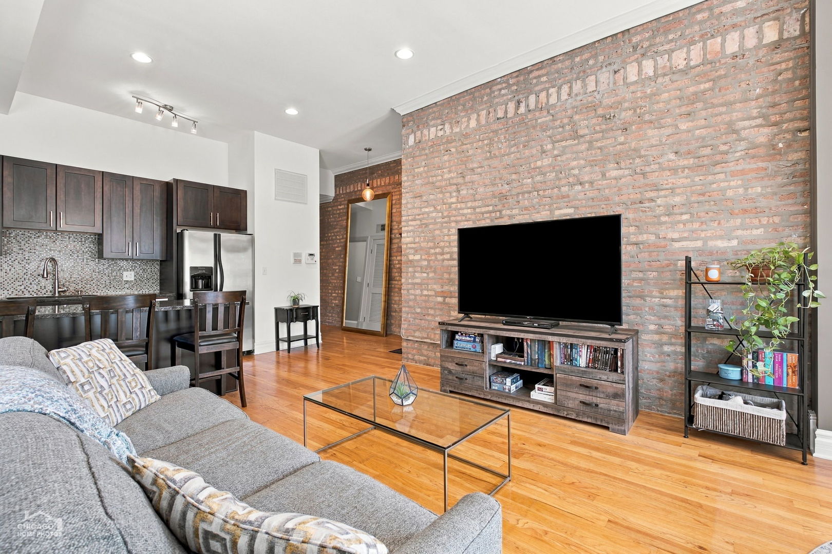 12758929 Property Photo 4