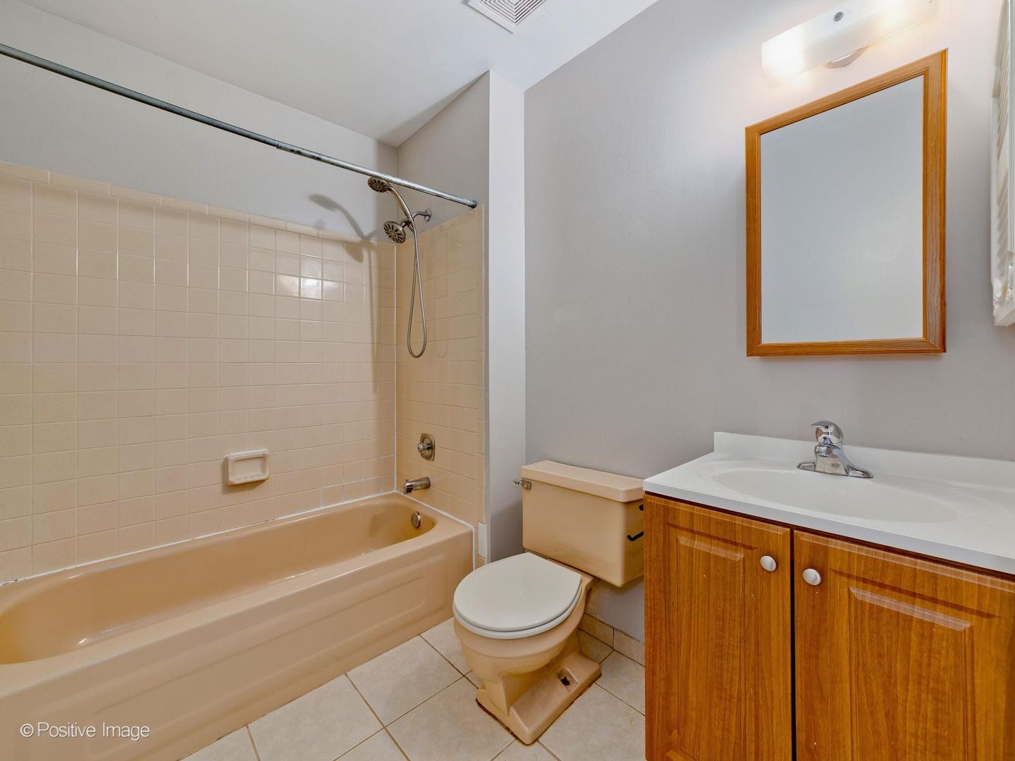 601 Willington Drive Property Photo 11