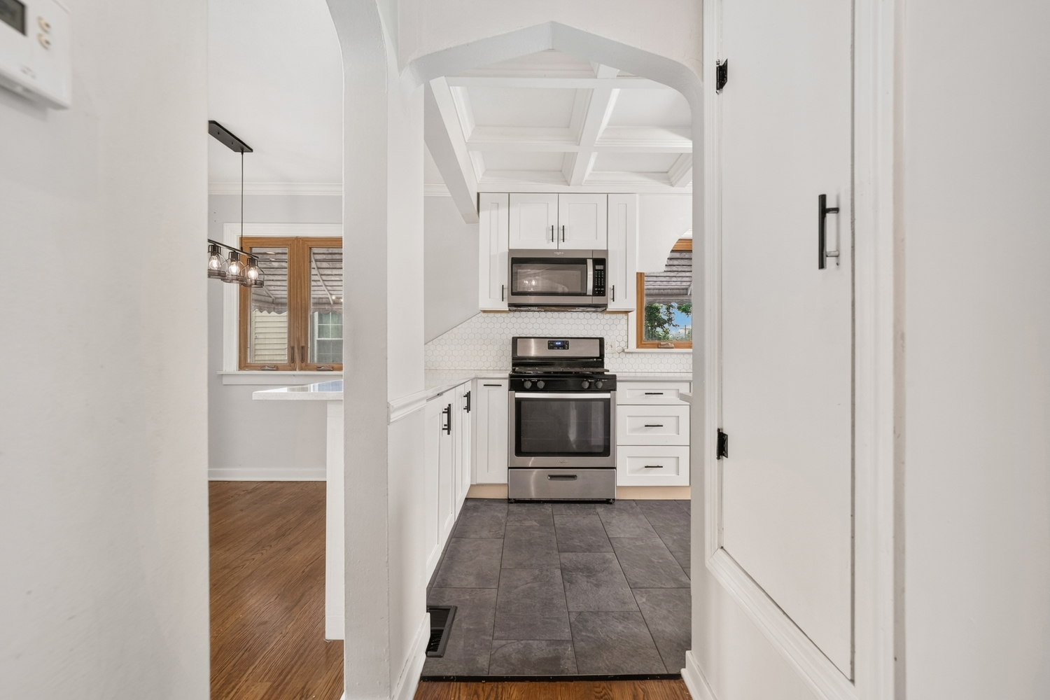 18538 Wentworth Avenue Property Photo 11
