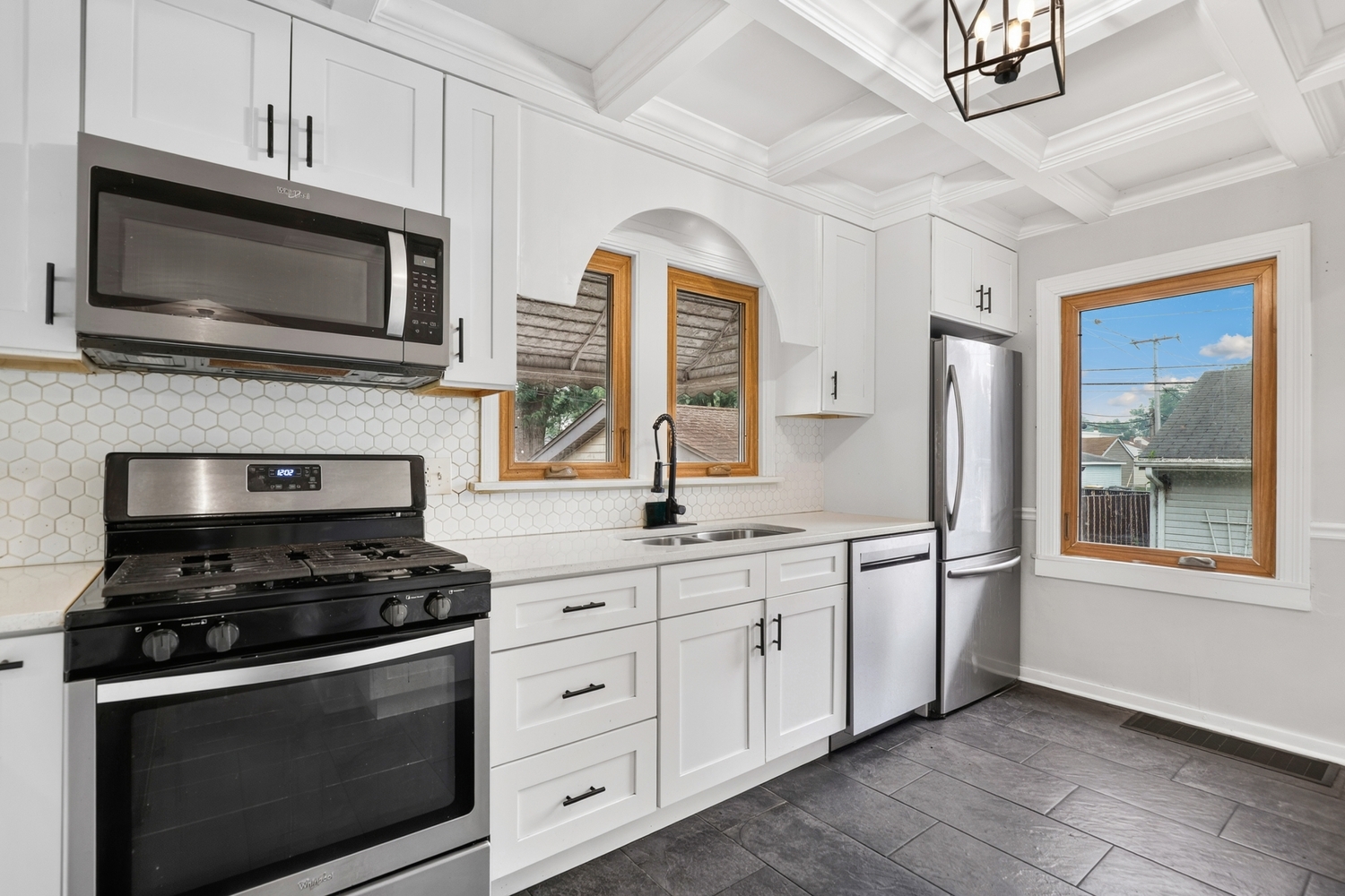 18538 Wentworth Avenue Property Photo 12