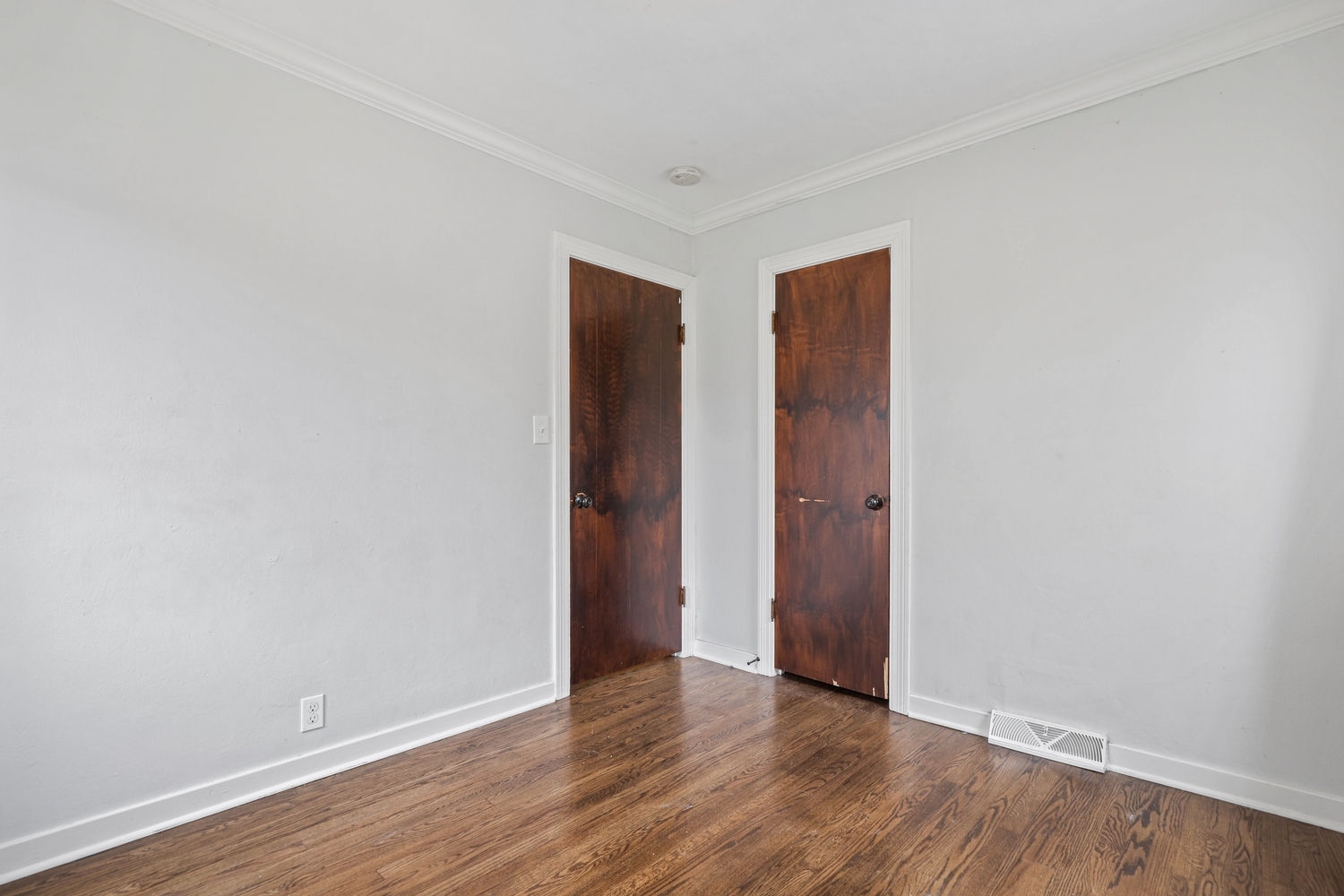 18538 Wentworth Avenue Property Photo 20