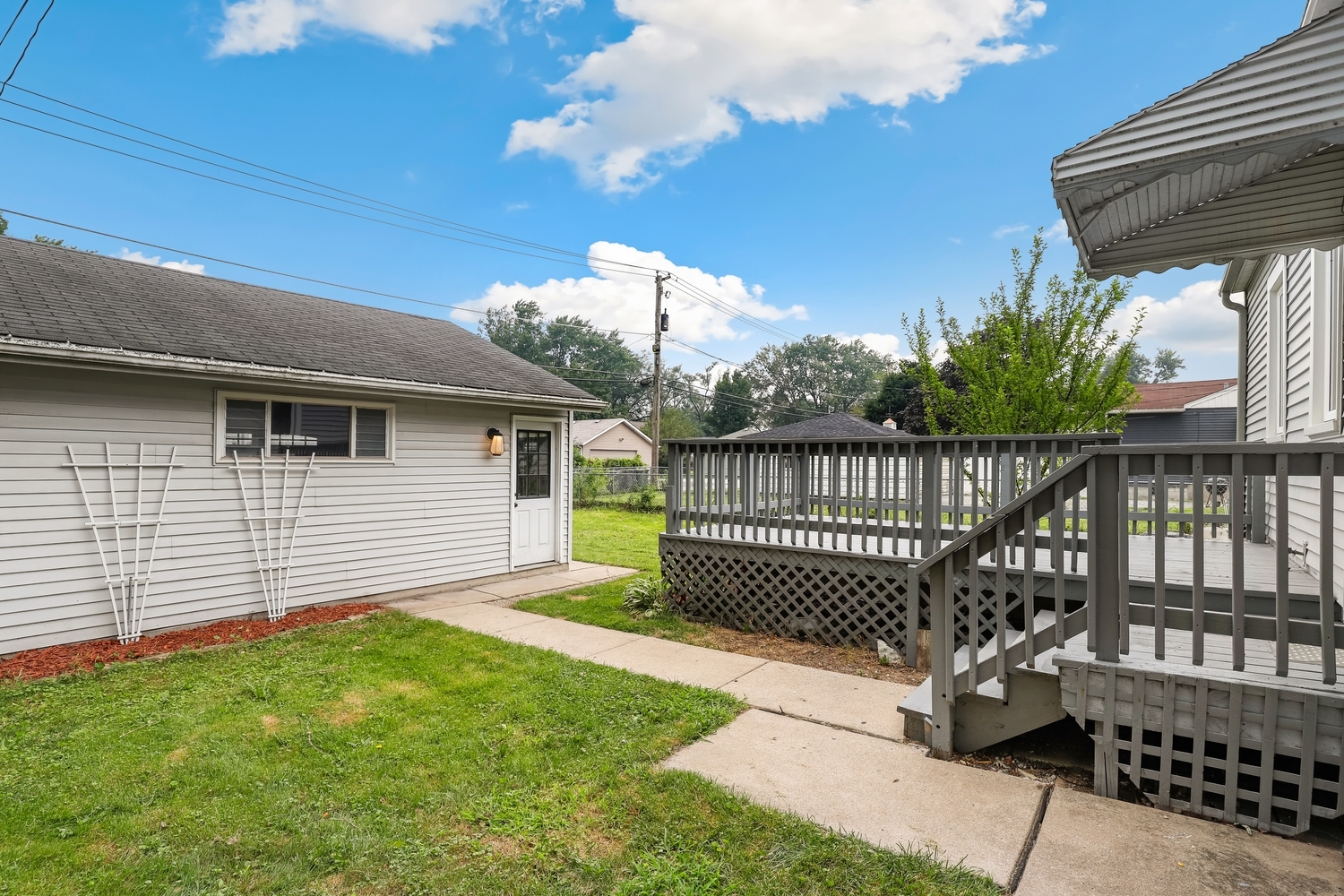 18538 Wentworth Avenue Property Photo 27