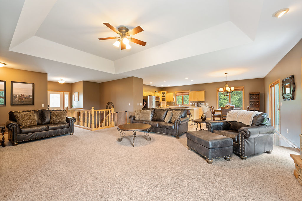 W7265 Robins Way Property Photo 4