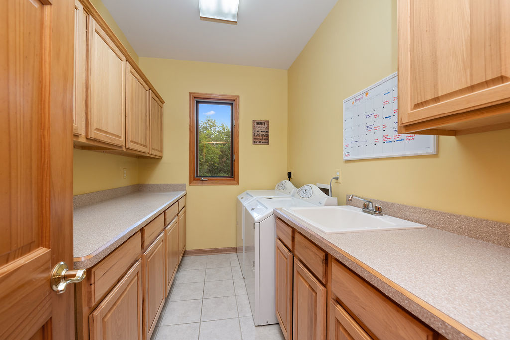 W7265 Robins Way Property Photo 7