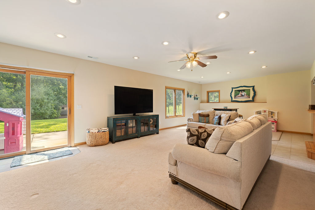 W7265 Robins Way Property Photo 14