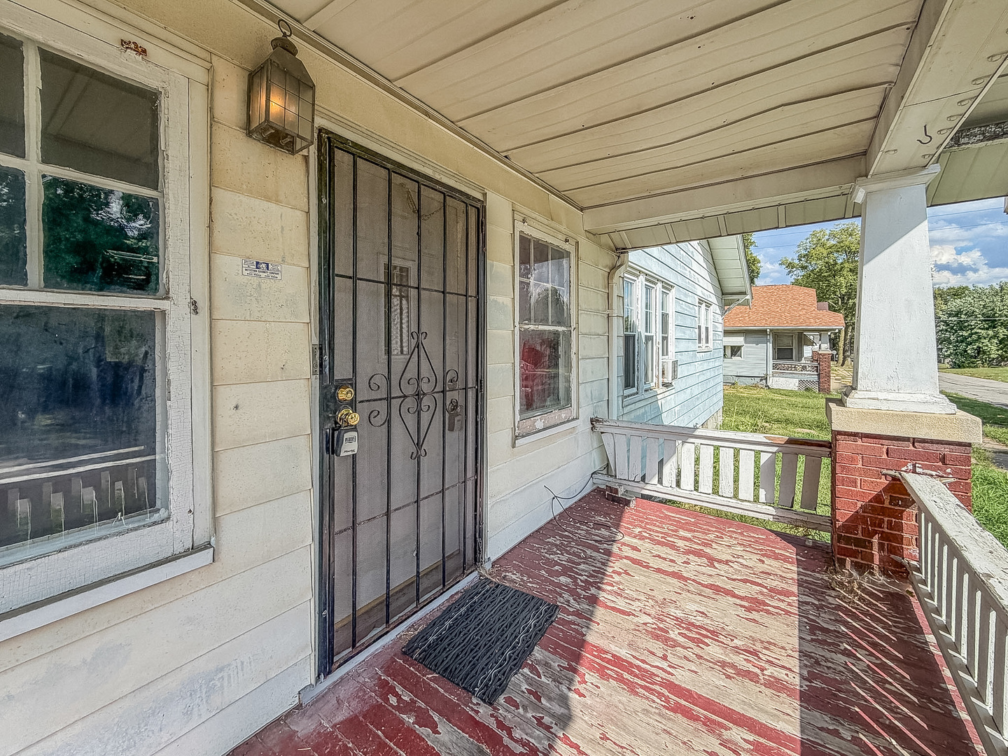 1504 N Monroe Street Property Photo 2