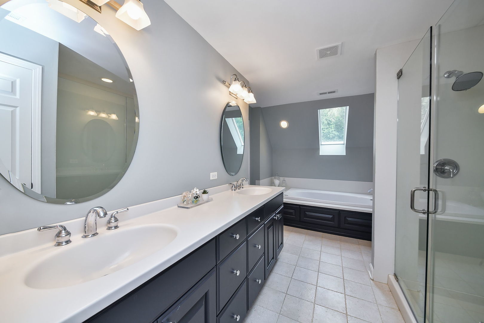 1028 Shady Lane Property Photo 34