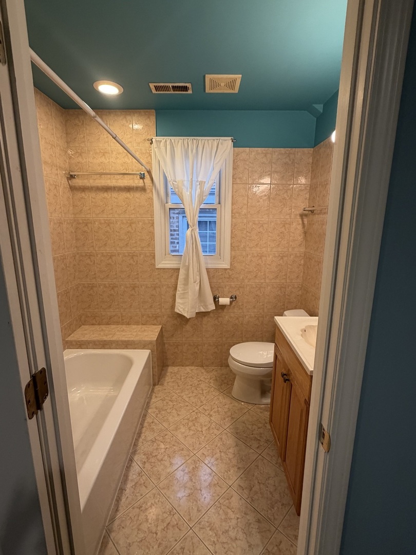 3849 N Nora Avenue Property Photo 10