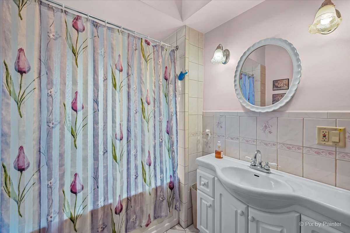 256 N Raynor Avenue Property Photo 23