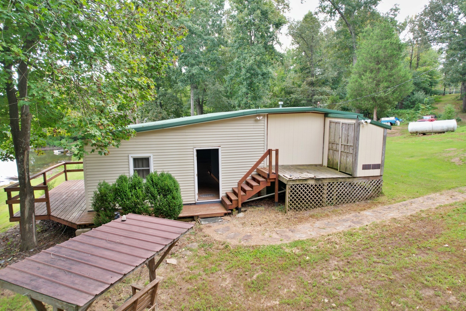 4151 Mann Lake Road Property Photo 3
