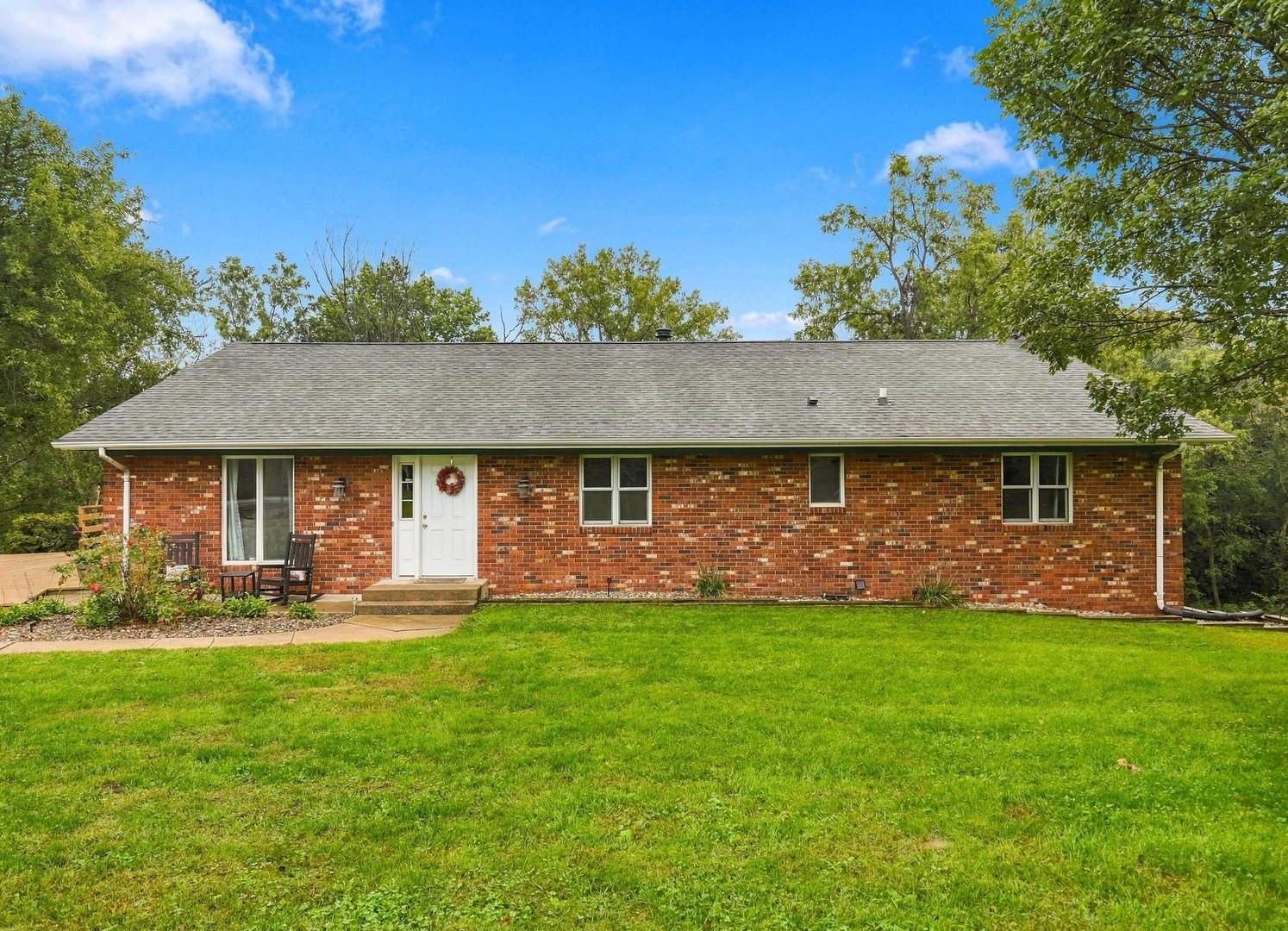 10001 35th Street Property Photo 3