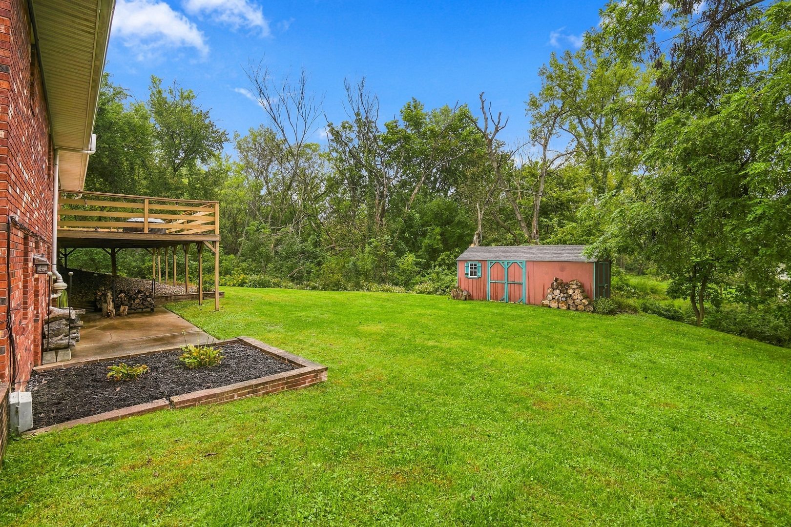 10001 35th Street Property Photo 34
