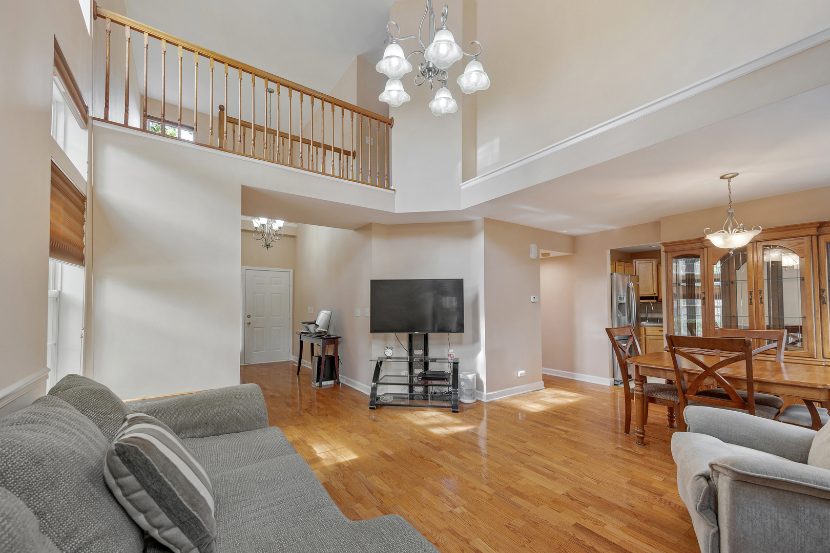 2920 Oak Court Property Photo 5