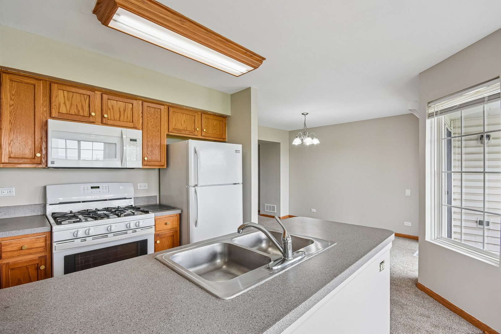 3193 Ketch Court Property Photo 8