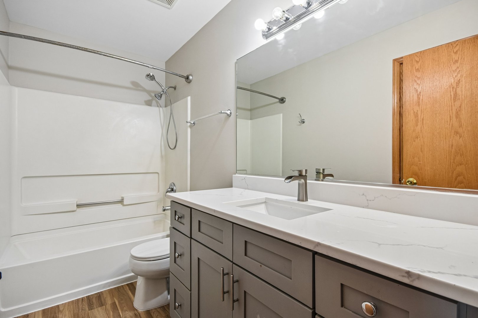 3193 Ketch Court Property Photo 18