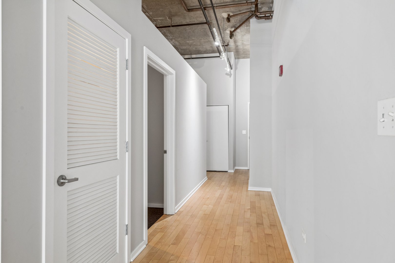 520 S State Street 1505 Property Photo 13