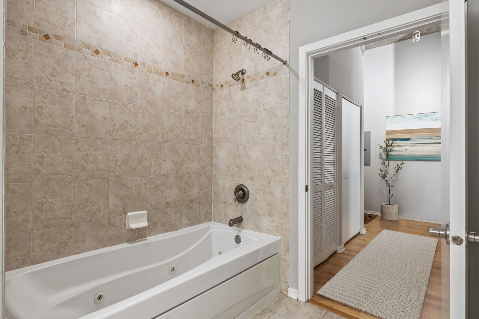 520 S State Street 1505 Property Photo 18