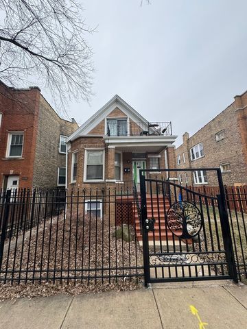 2630 N Hamlin Avenue G Property Photo 1