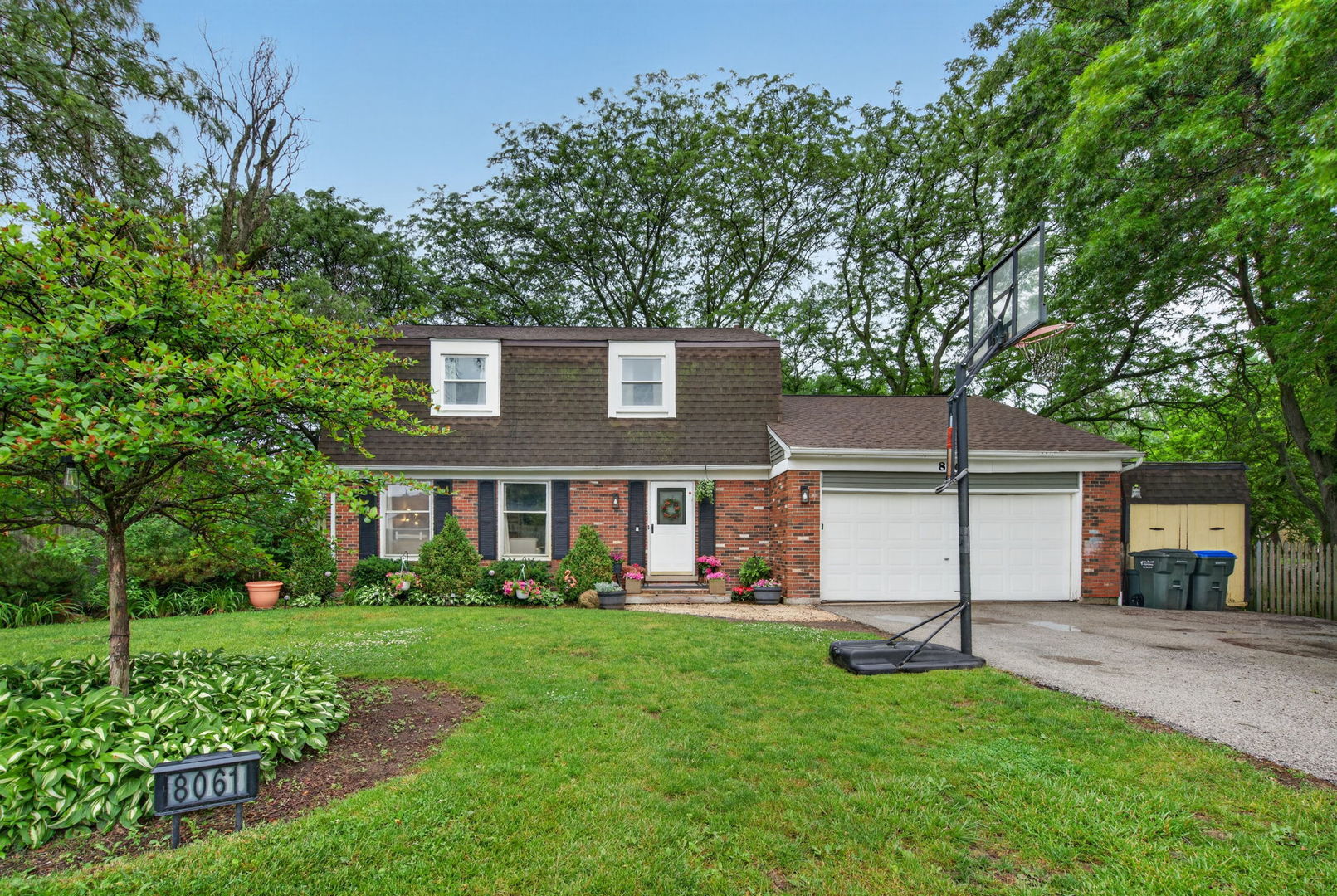 8061 W Hill Road Property Photo 1