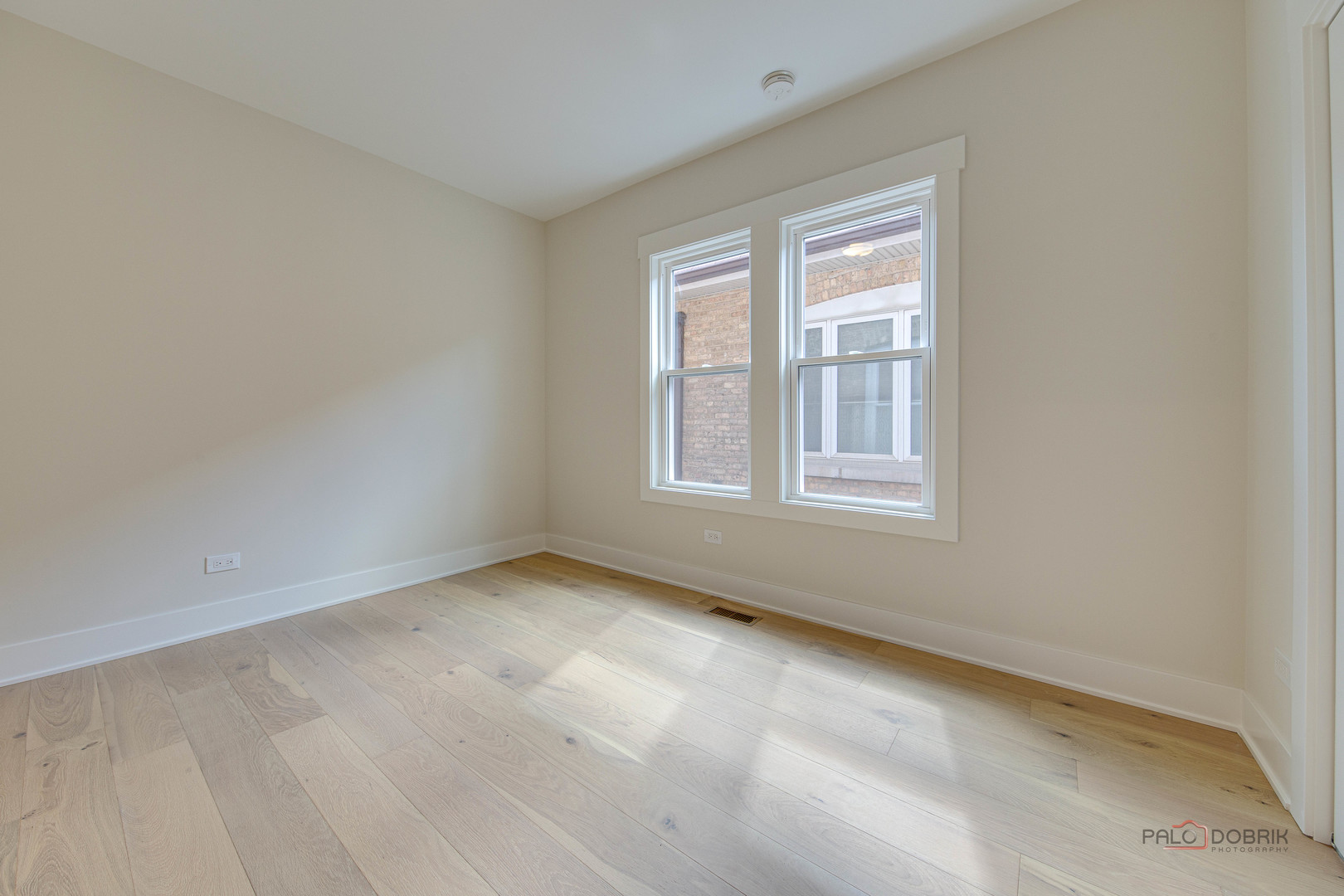 5748 W Eastwood Avenue Property Photo 27
