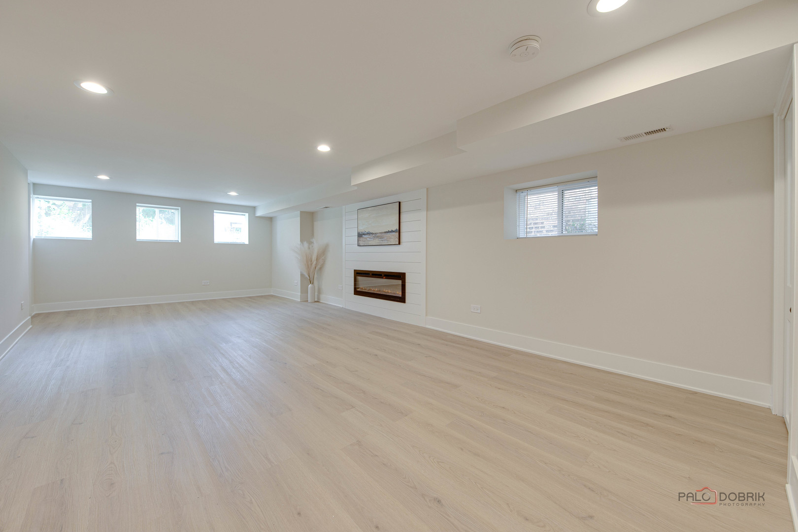 5748 W Eastwood Avenue Property Photo 36