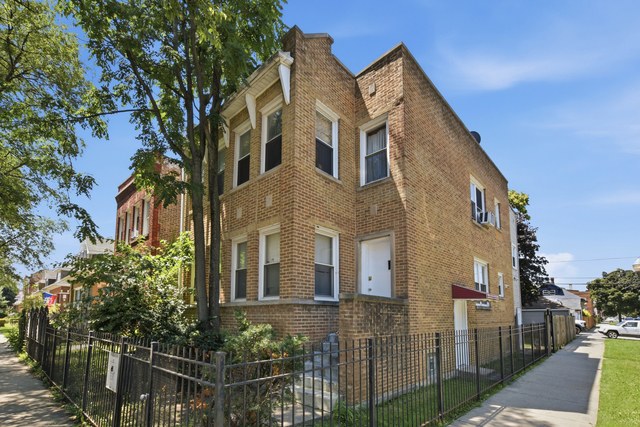 1654 N Austin Avenue 1b Property Photo 1