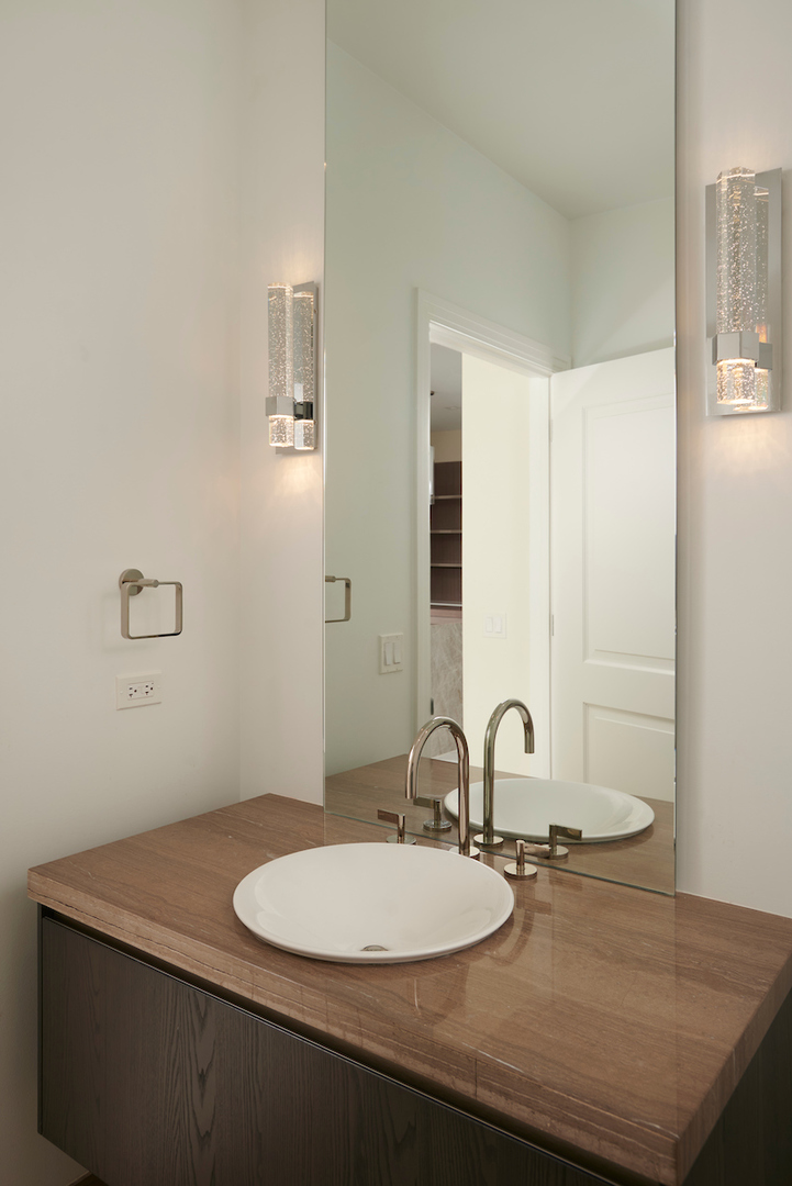 363 E Wacker Drive 1506 Property Photo 22