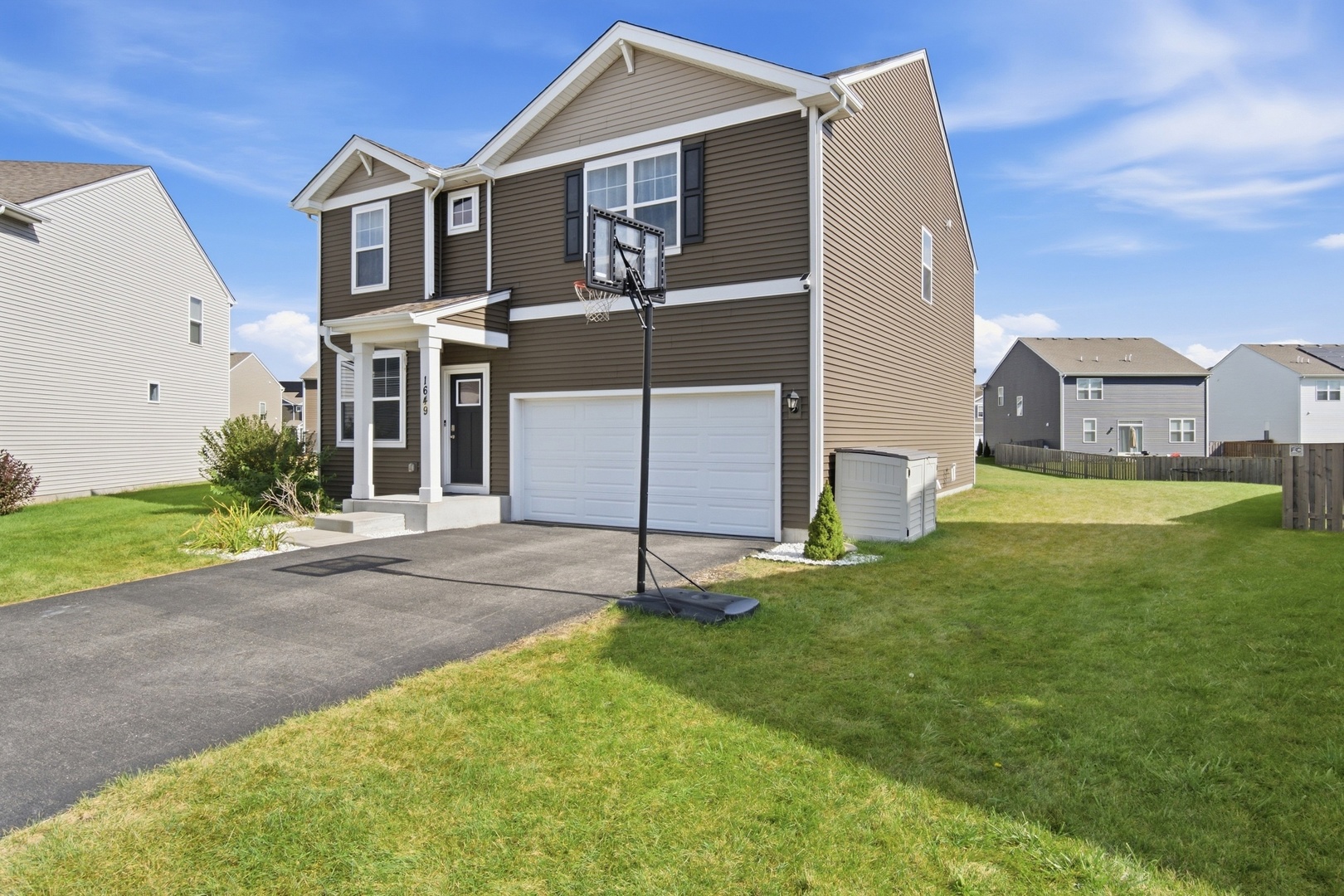 1649 Emma Court Property Photo 2