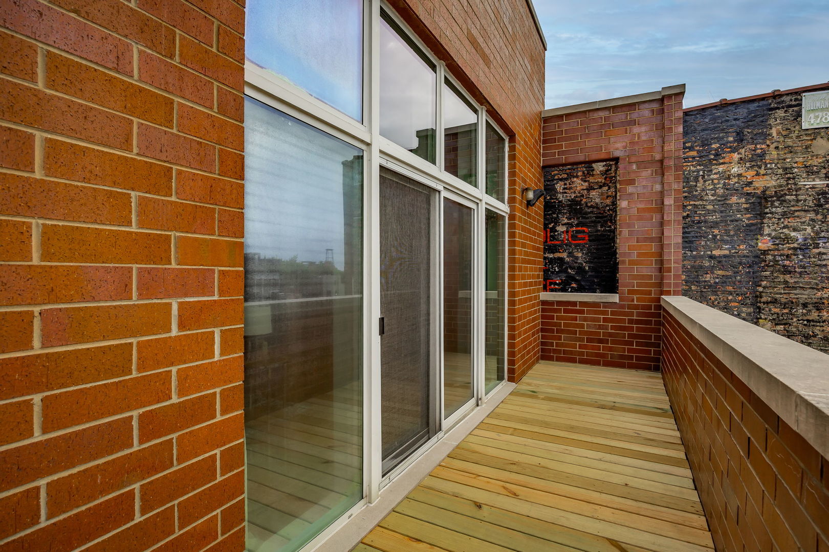 1395 N Milwaukee Avenue 3e Property Photo 21