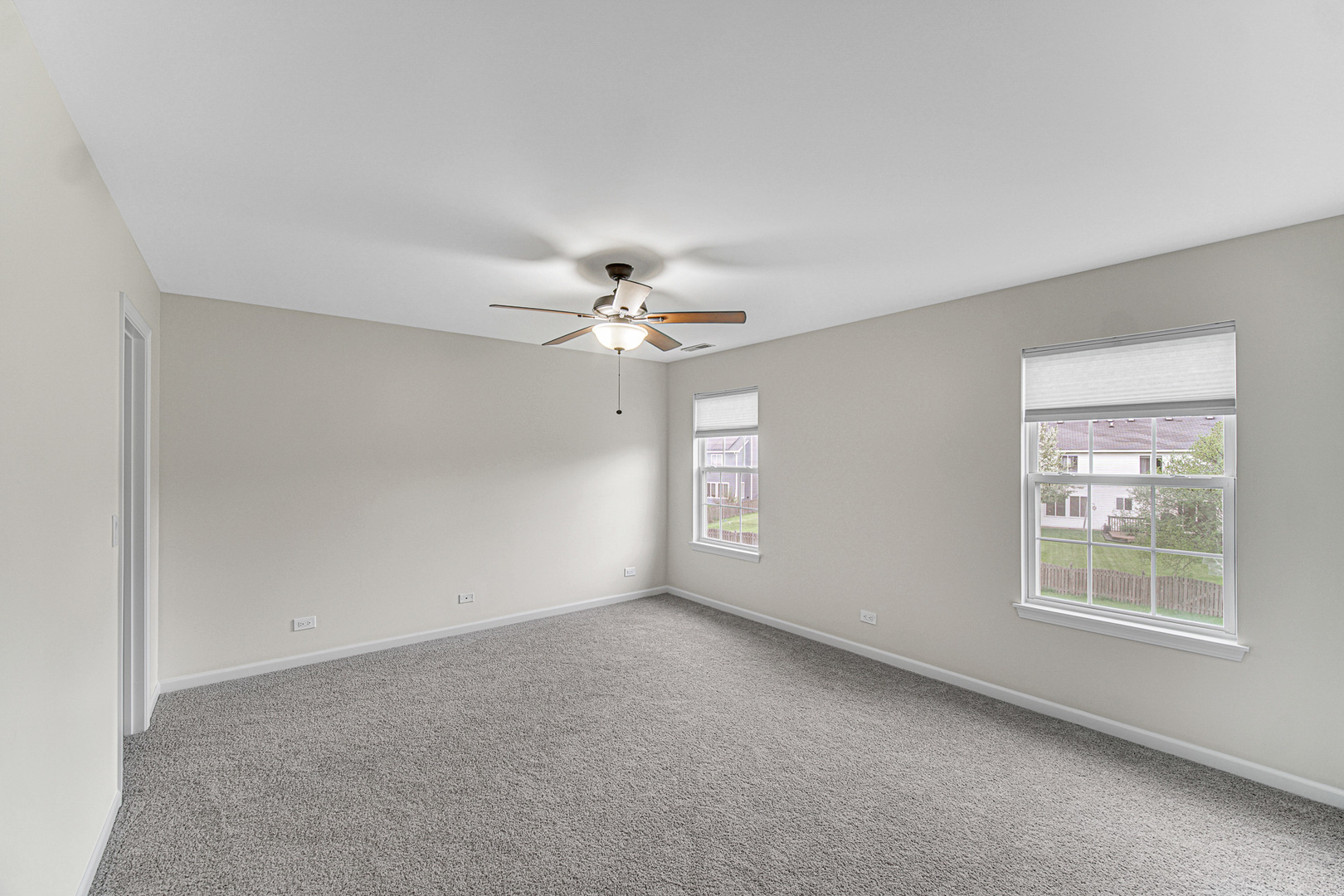 2588 Dickens Court Property Photo 15