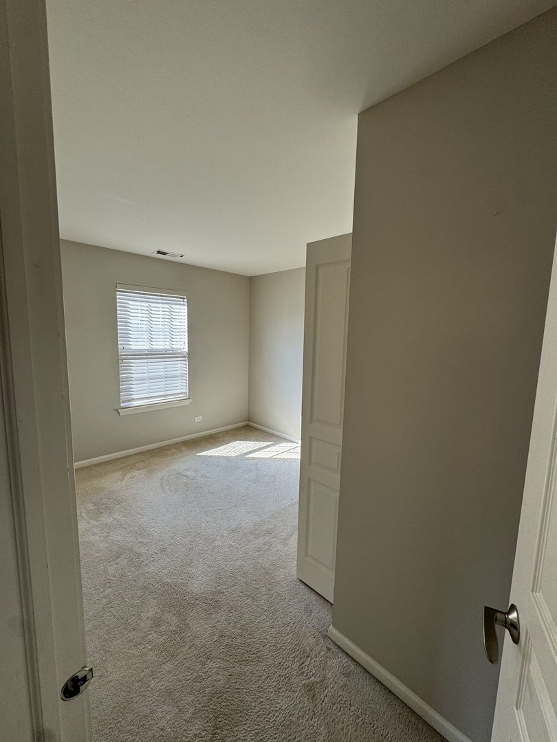 1238 Evergreen Avenue Property Photo 12