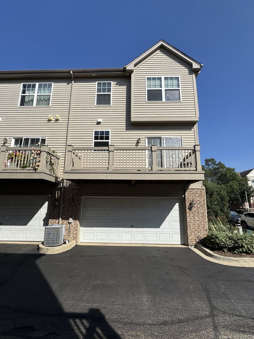 1238 Evergreen Avenue Property Photo 15