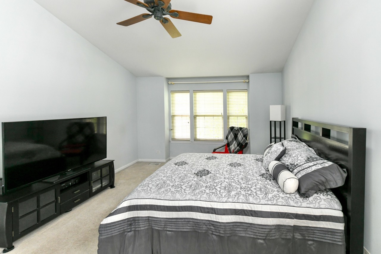 687 E Lenox Lane Property Photo 18
