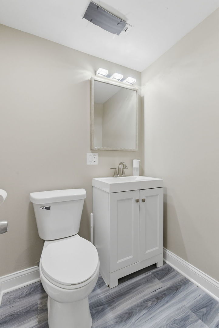 15930 Paulina Street Property Photo 22