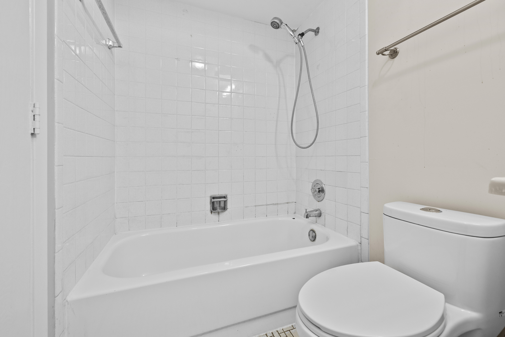 375 Plum Creek Drive 312 Property Photo 15