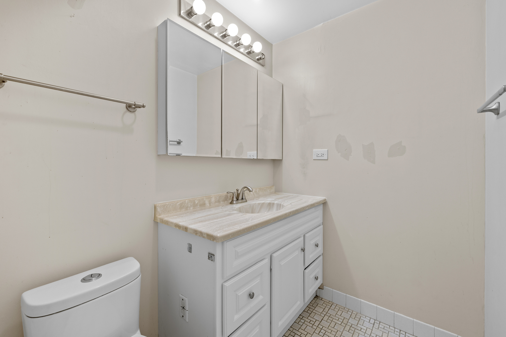 375 Plum Creek Drive 312 Property Photo 16