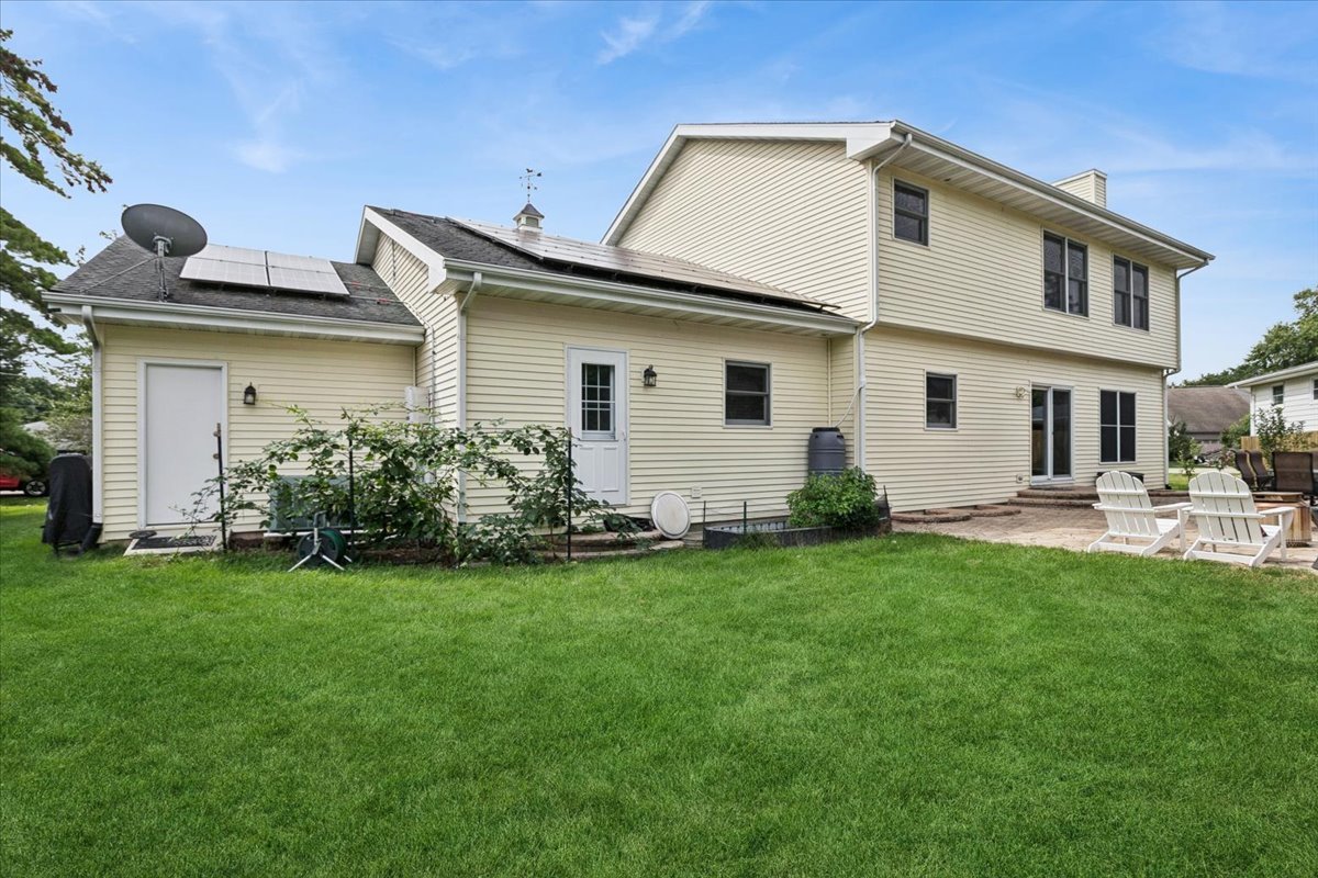 33147 N Lake Shore Drive Property Photo 24