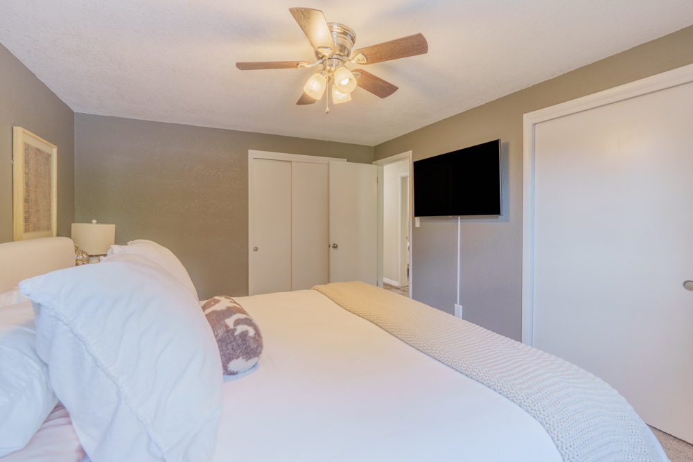 813 Apricot Avenue Property Photo 13