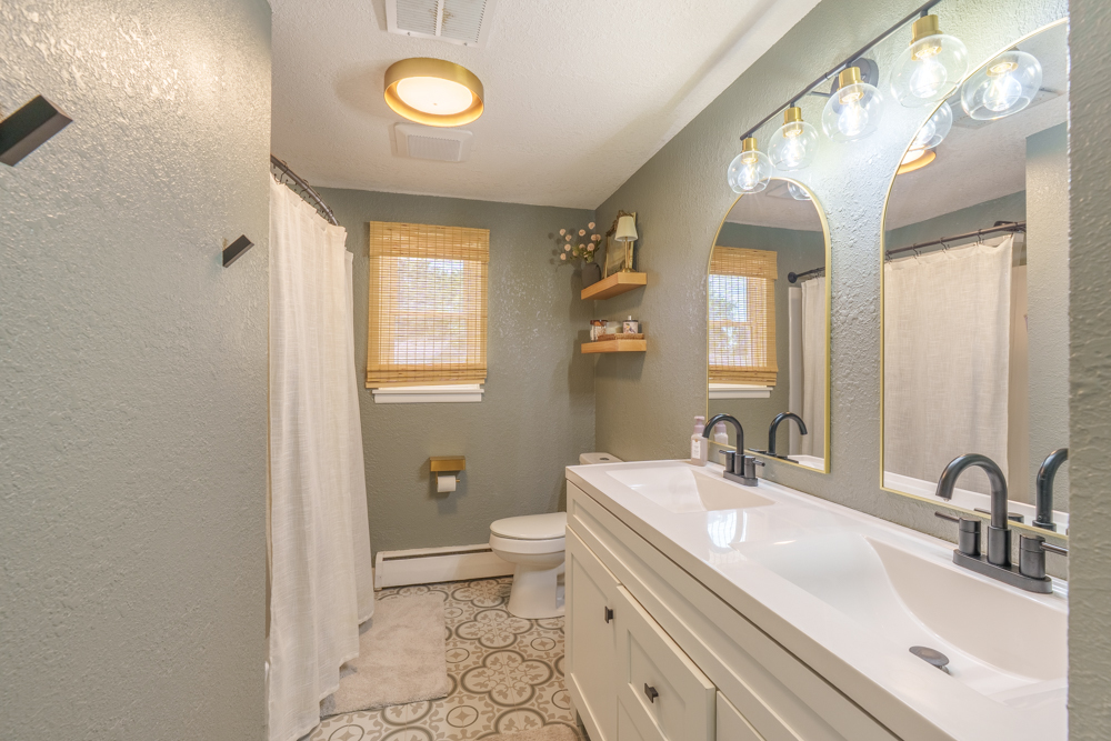 813 Apricot Avenue Property Photo 14